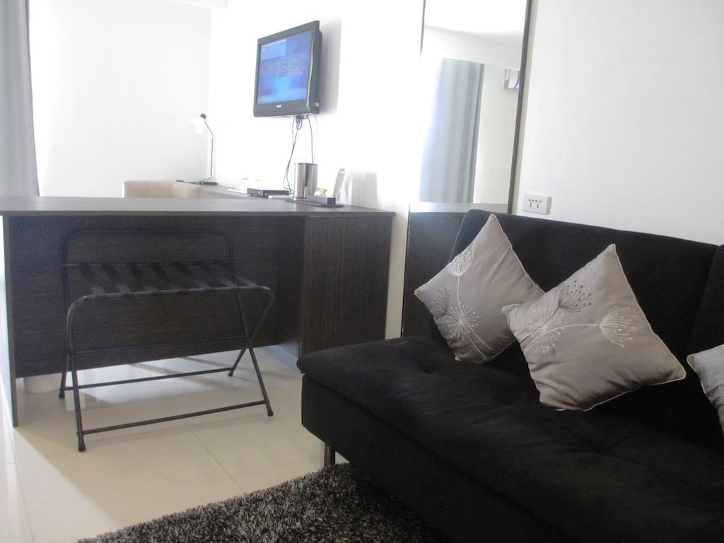 Cityscape Hotel Мандау Сити Екстериор снимка