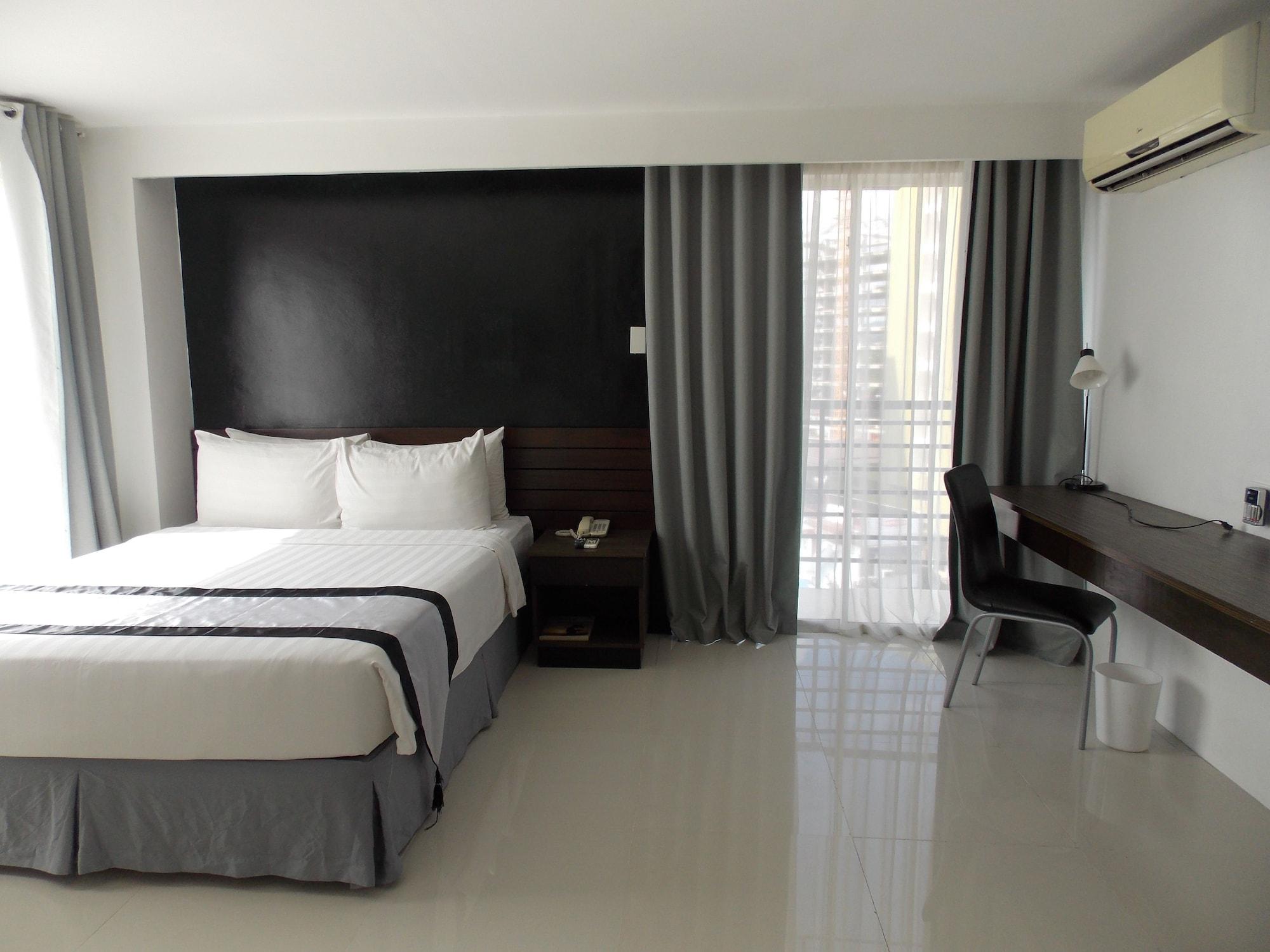Cityscape Hotel Мандау Сити Екстериор снимка